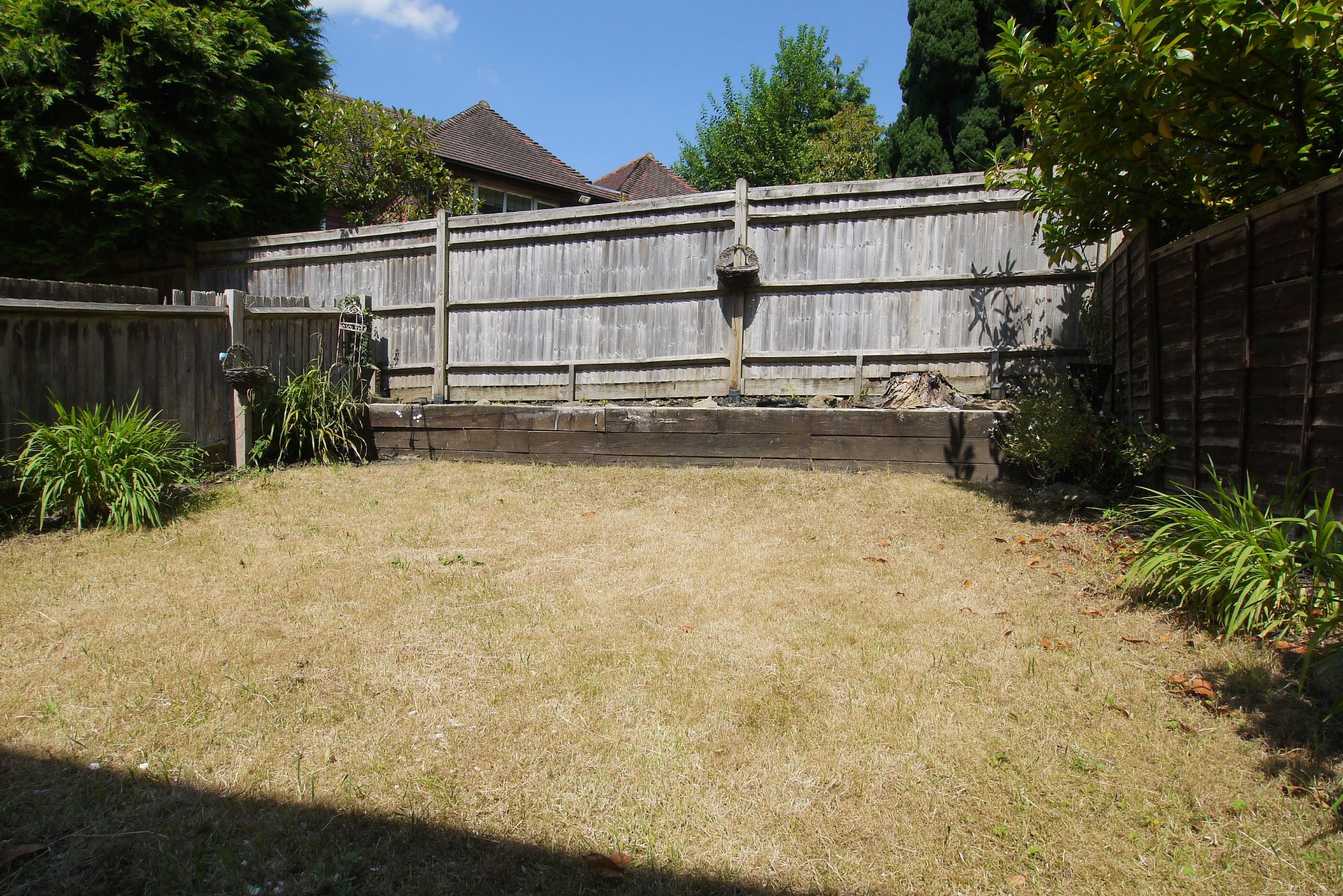 2 bedroom apartment For Sale in Sevenoaks - Photograph 7