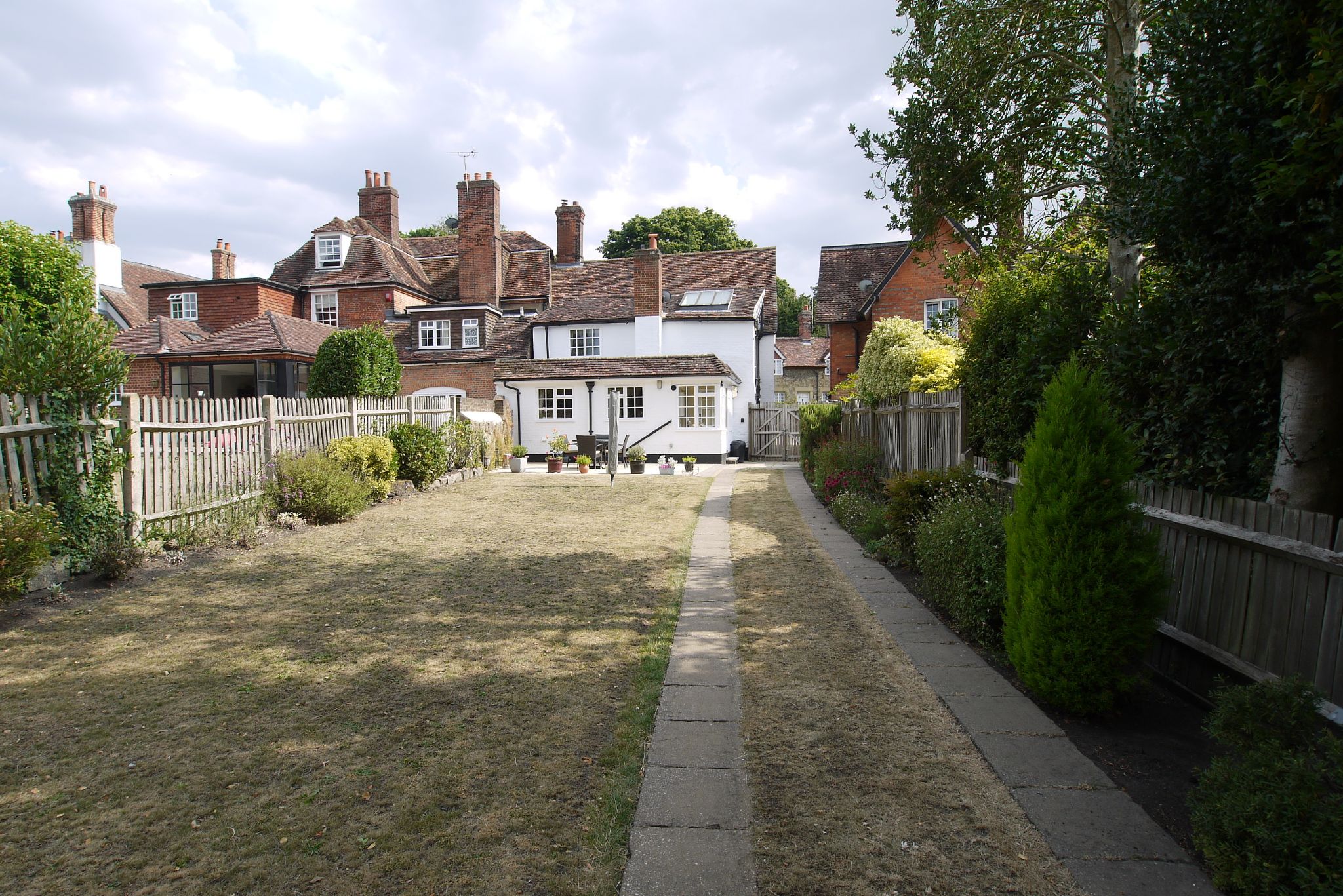 3 bedroom detached house For Sale in Sevenoaks - Photograph 13