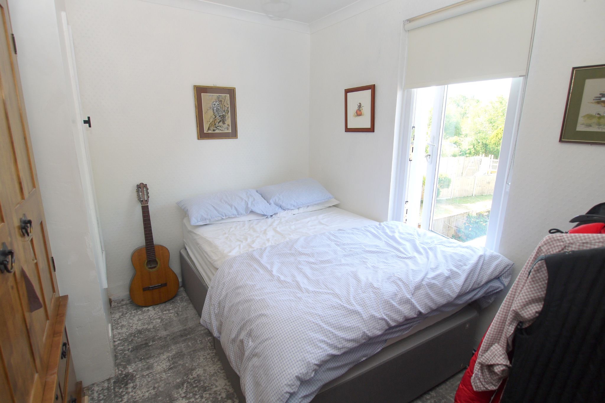 2 bedroom semi-detached house For Sale in Sevenoaks - Photograph 2