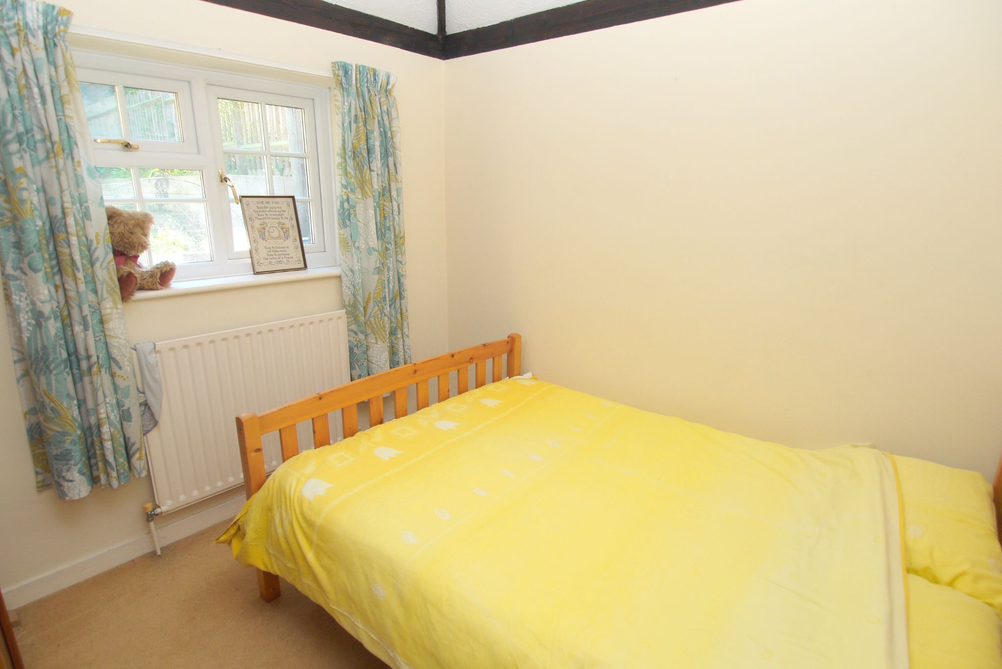 4 bedroom detached bungalow For Sale in Sevenoaks - Photograph 11