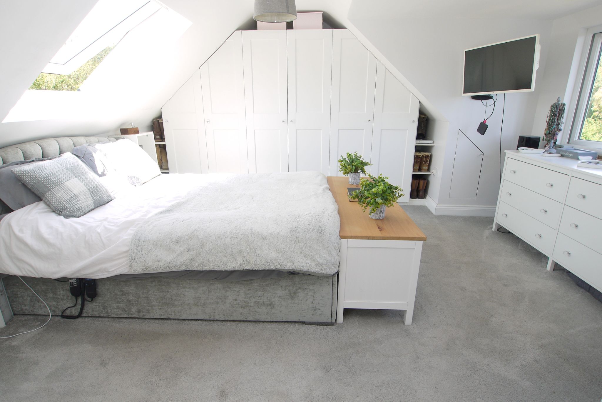 5 bedroom semi-detached house For Sale in Sevenoaks - Photograph 8
