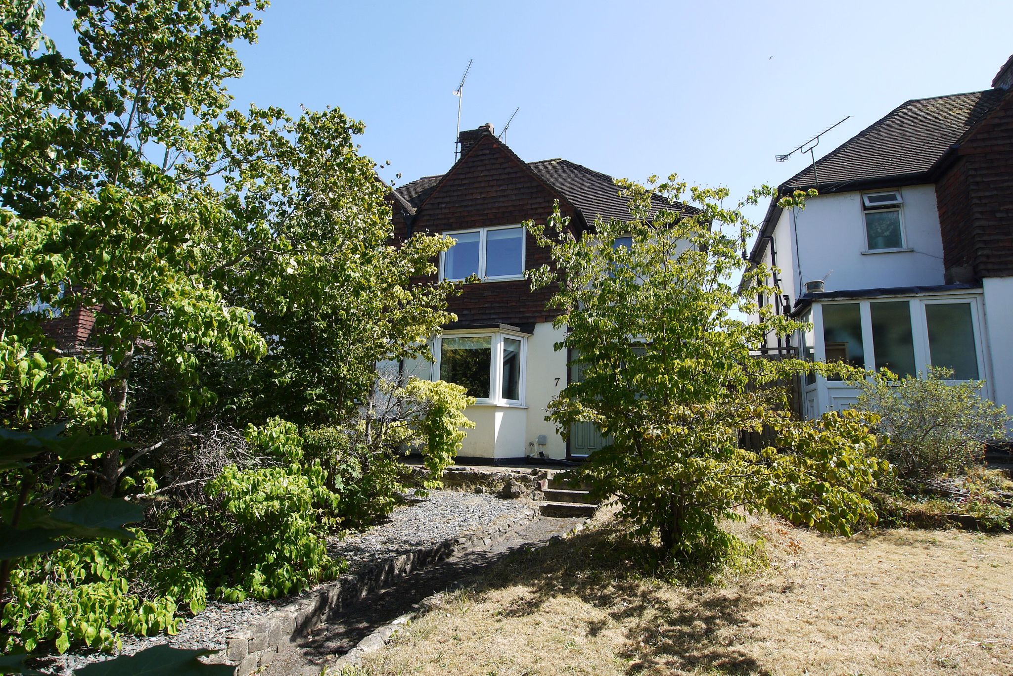 3 bedroom semi-detached house For Sale in Sevenoaks - Property photograph