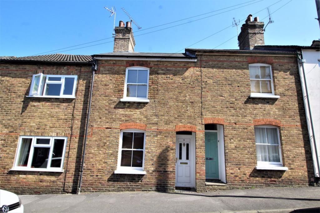 2 bedroom mid terraced house For Sale in Sevenoaks - Property photograph