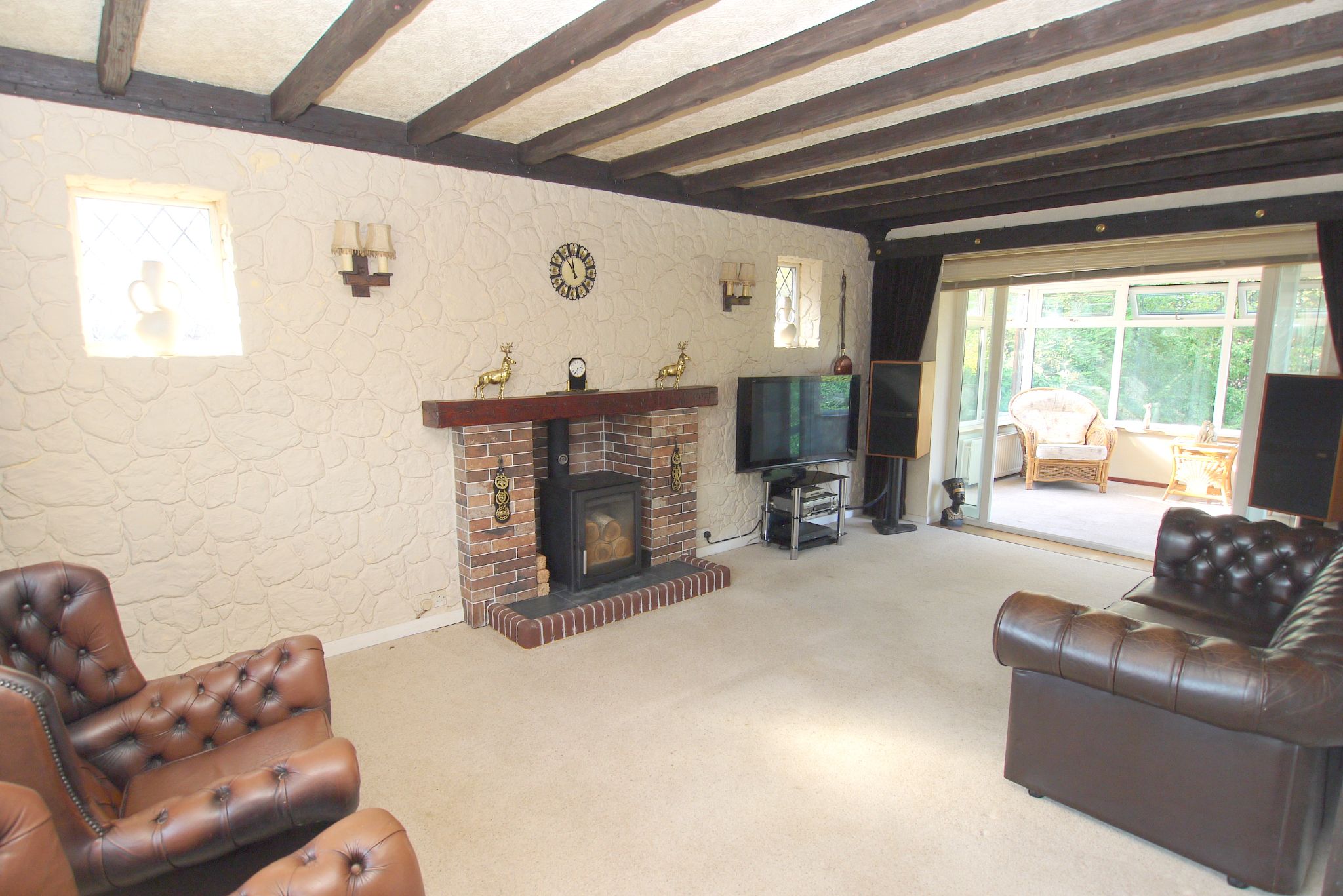 3 bedroom detached bungalow For Sale in Sevenoaks - Property photograph