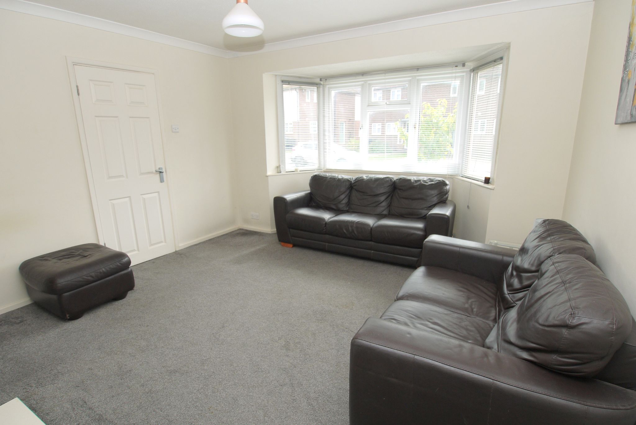 3 bedroom semi-detached house For Sale in Sevenoaks - Photograph 4