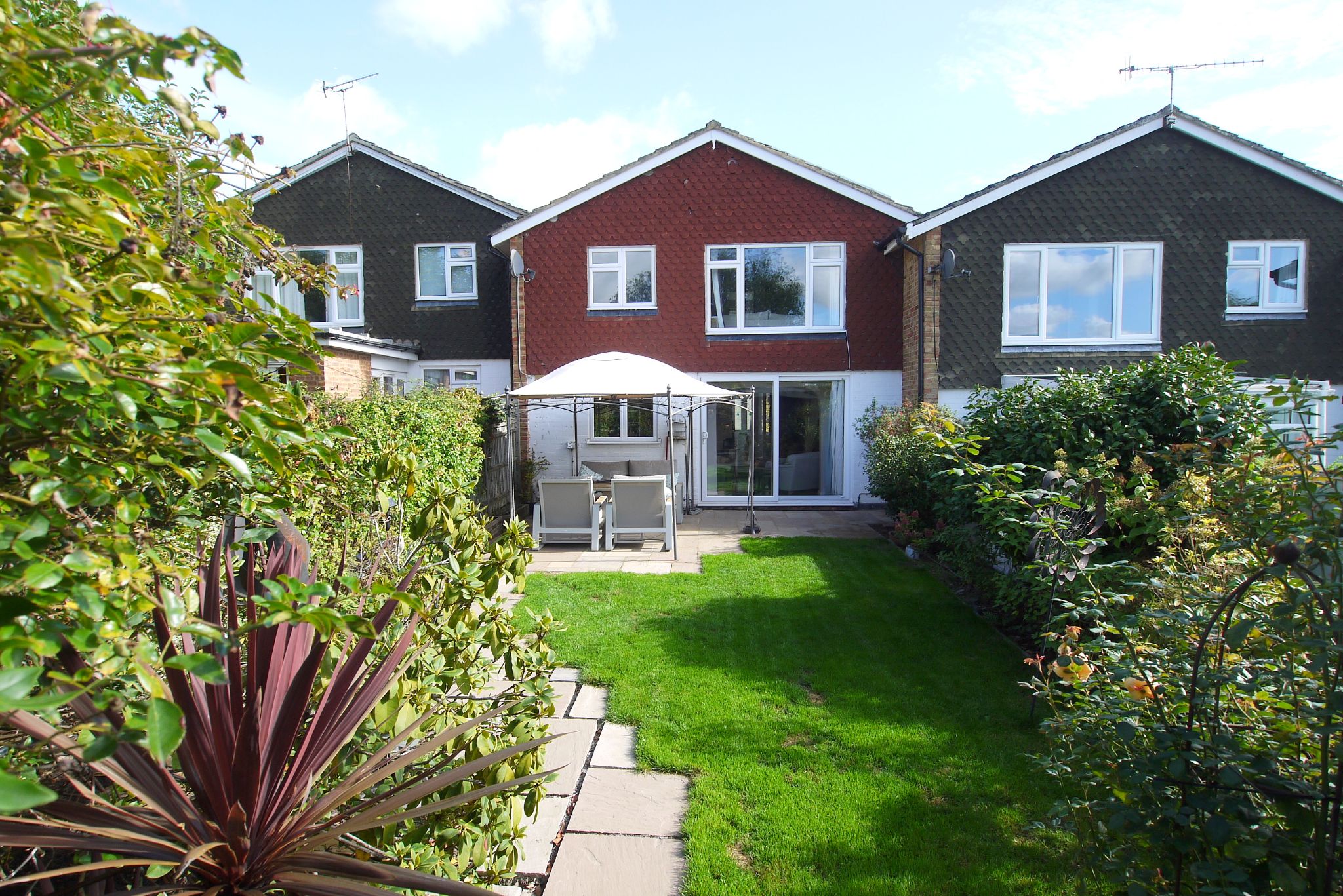 4 bedroom mid terraced house For Sale in Sevenoaks - Photograph 11