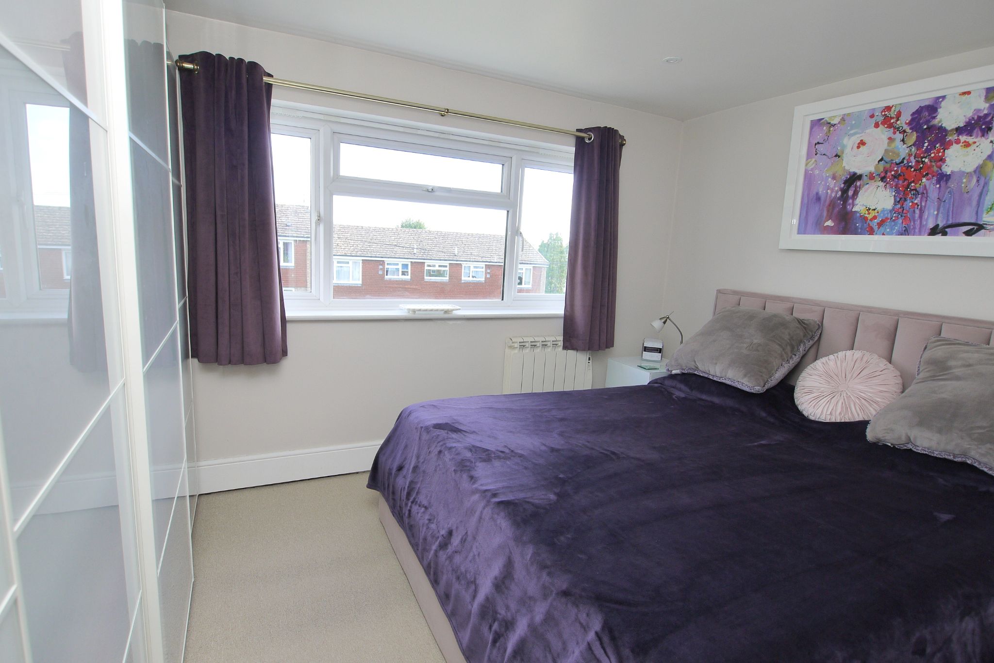 4 bedroom mid terraced house For Sale in Sevenoaks - Photograph 7