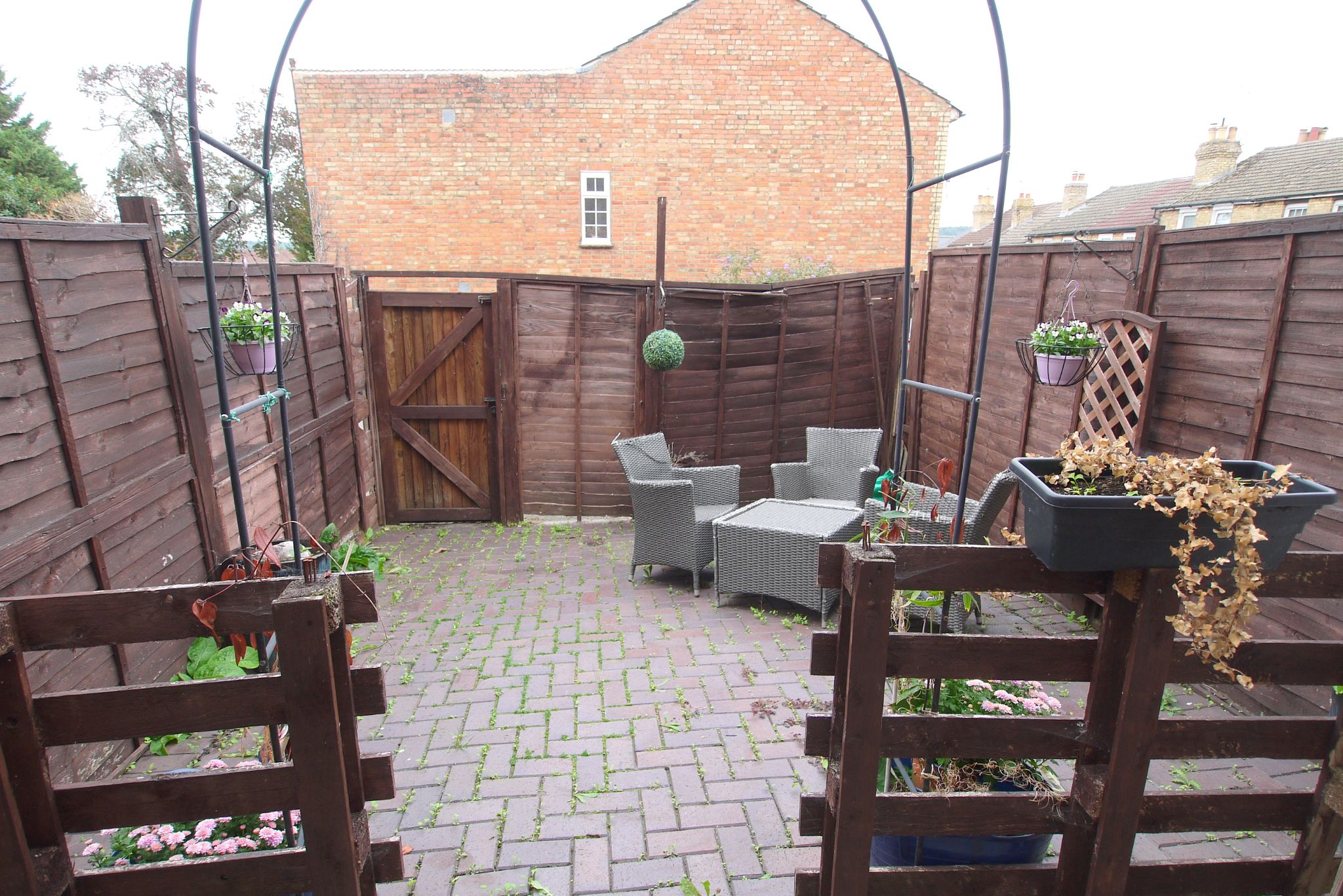 3 bedroom mid terraced house For Sale in Sevenoaks - Photograph 10