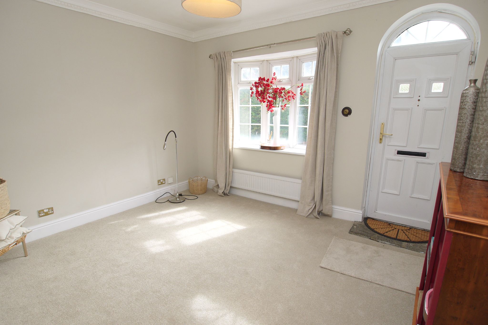 3 bedroom mid terraced house For Sale in Sevenoaks - Property photograph