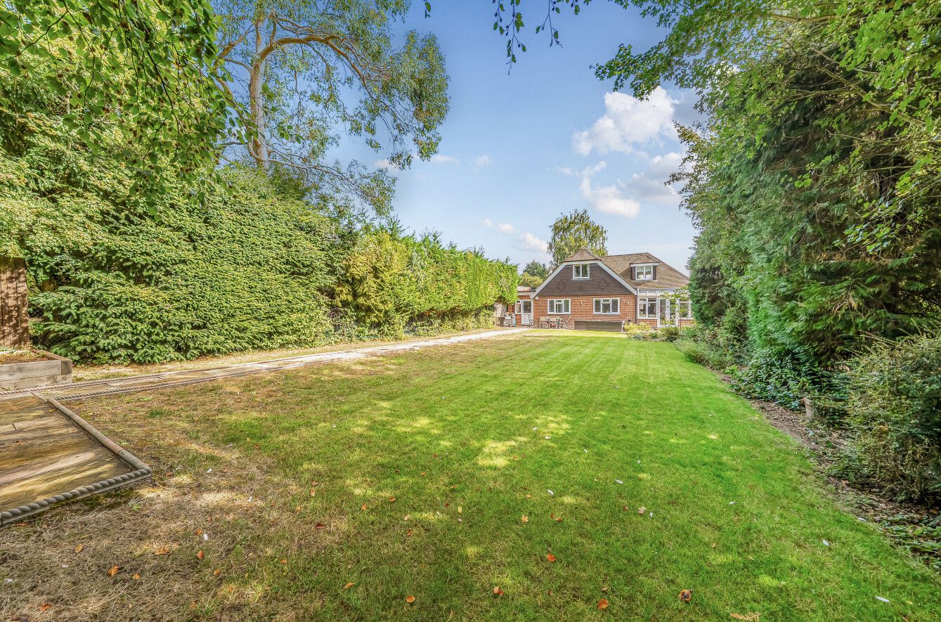 5 bedroom detached house For Sale in Sevenoaks - Photograph 18