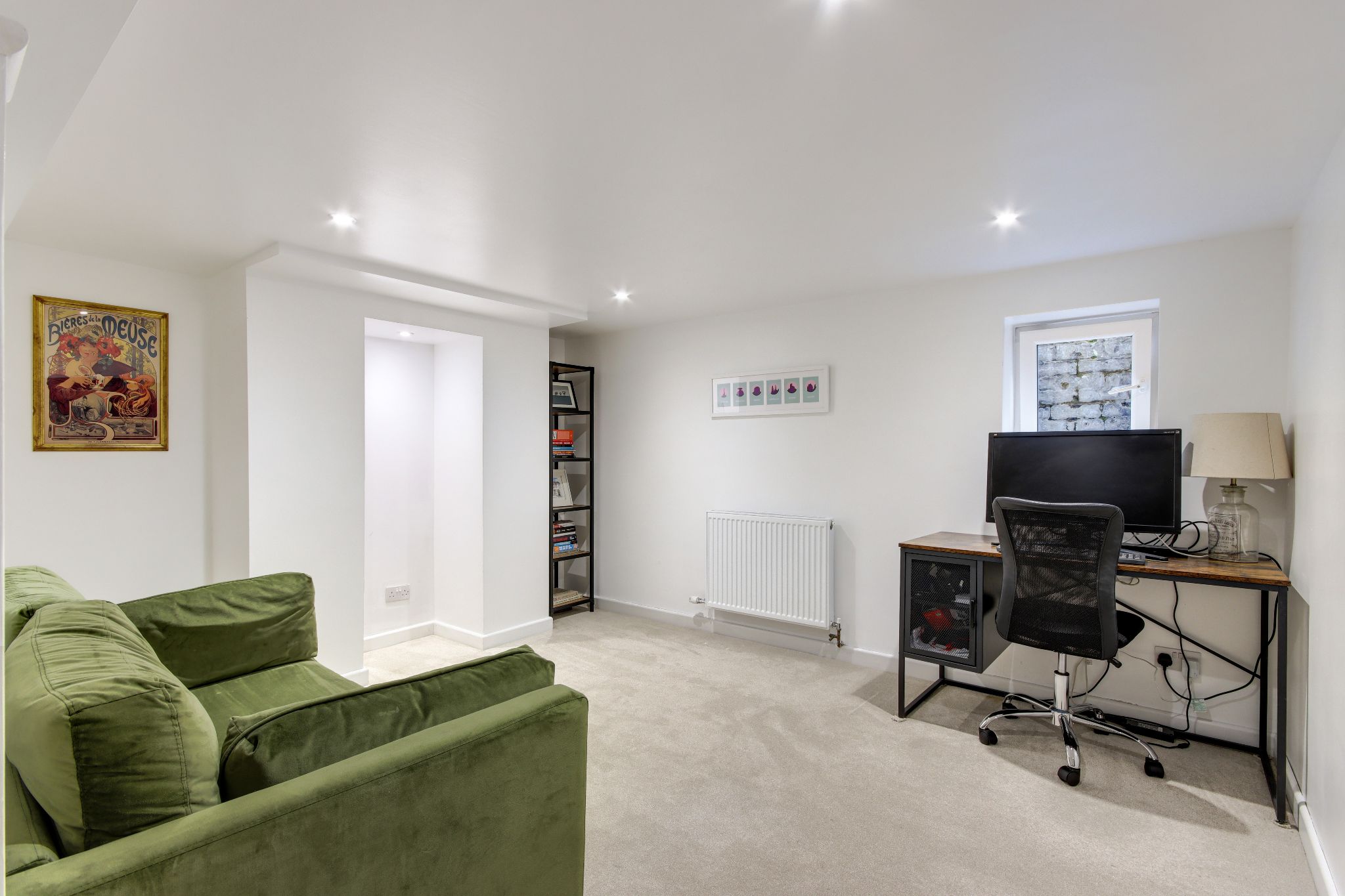 3 bedroom end terraced house For Sale in Sevenoaks - Photograph 13