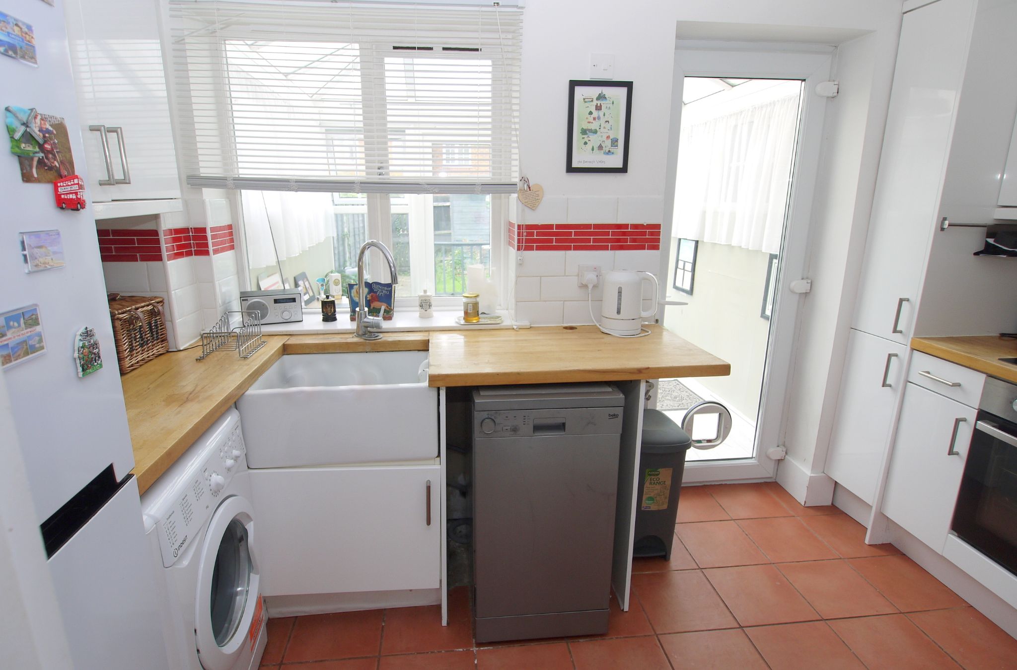 2 bedroom mid terraced house For Sale in Sevenoaks - Property photograph