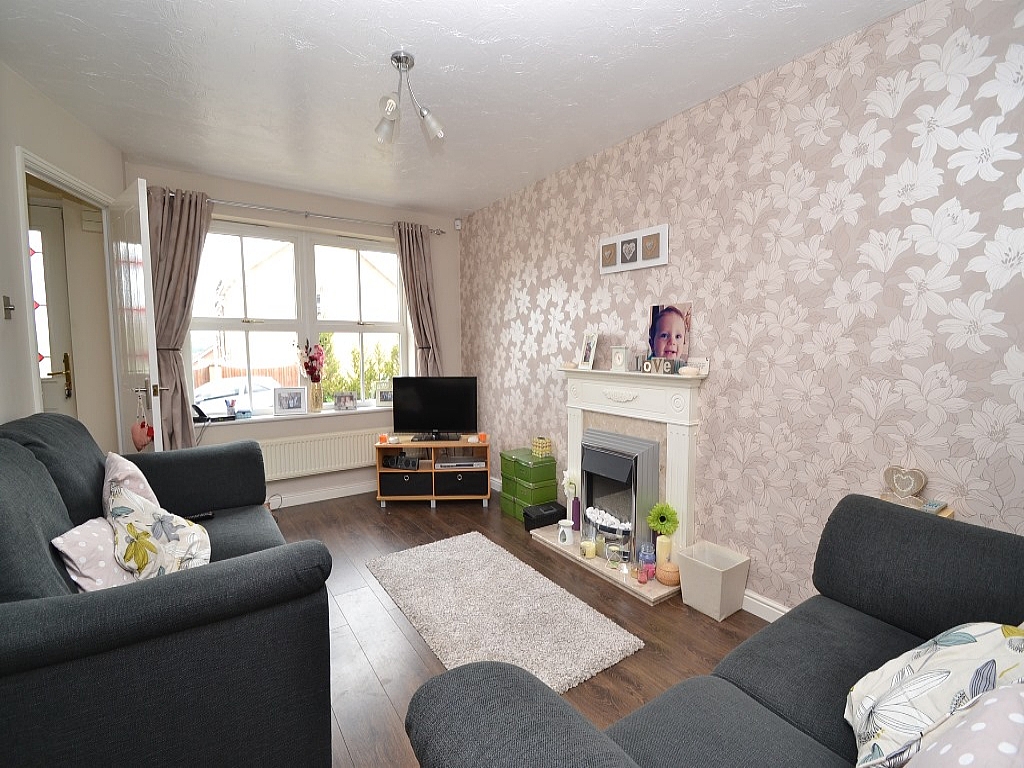 2 Bed Barn Conversion House To Rent - 0