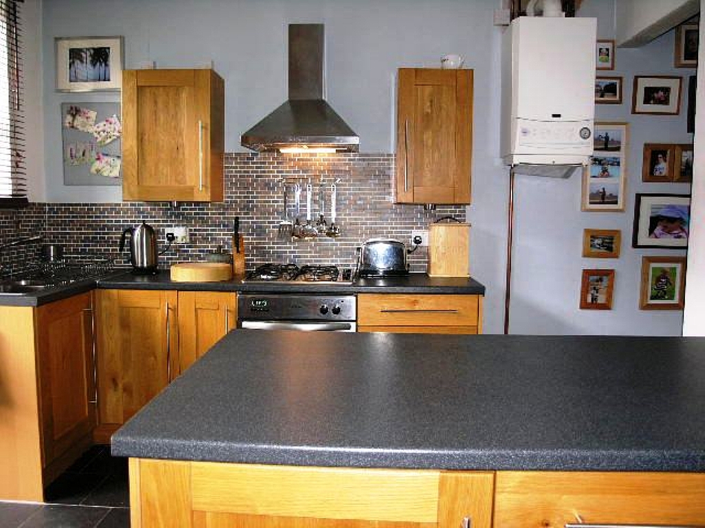 2 Bed House To Rent - 0