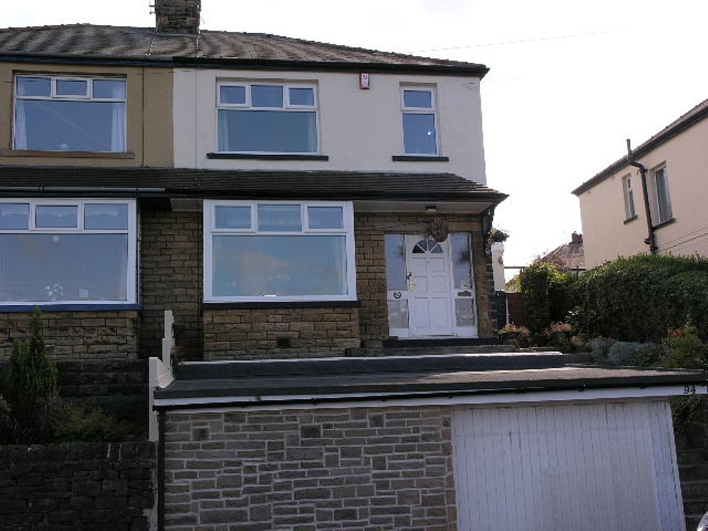 3 Bed Semi-detached House To Rent - 0
