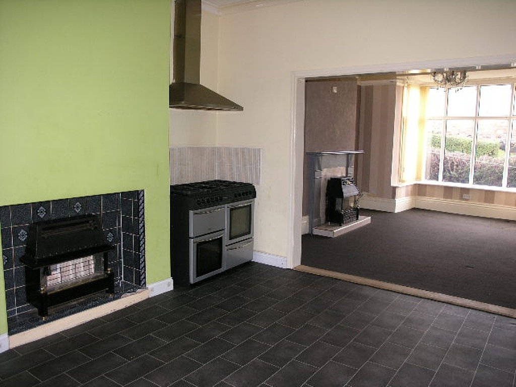 4 Bed House To Rent - 0