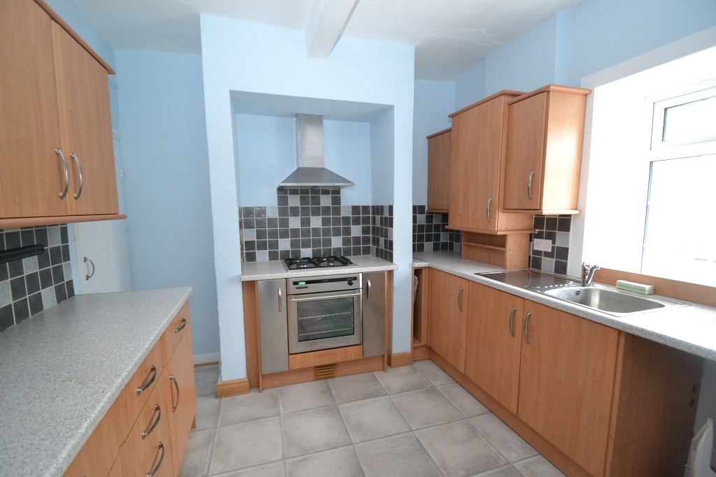 2 Bed Mid Terraced House To Rent - 0