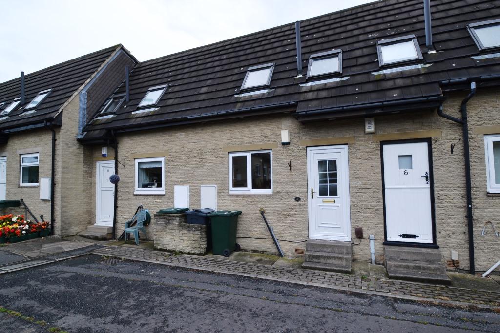 2 Bed Town House To Rent - Photograph 1