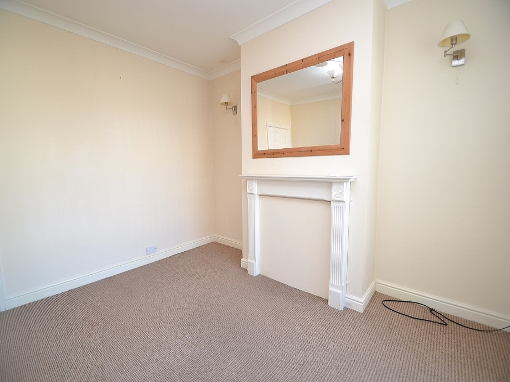 2 Bed Mid Terraced House To Rent - 0