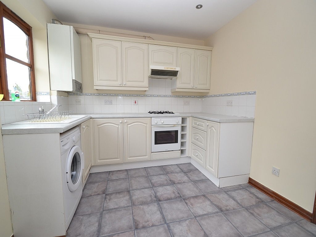 2 Bed House To Rent - 0