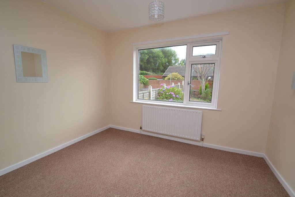 2 Bed Detached Bungalow To Rent - 0