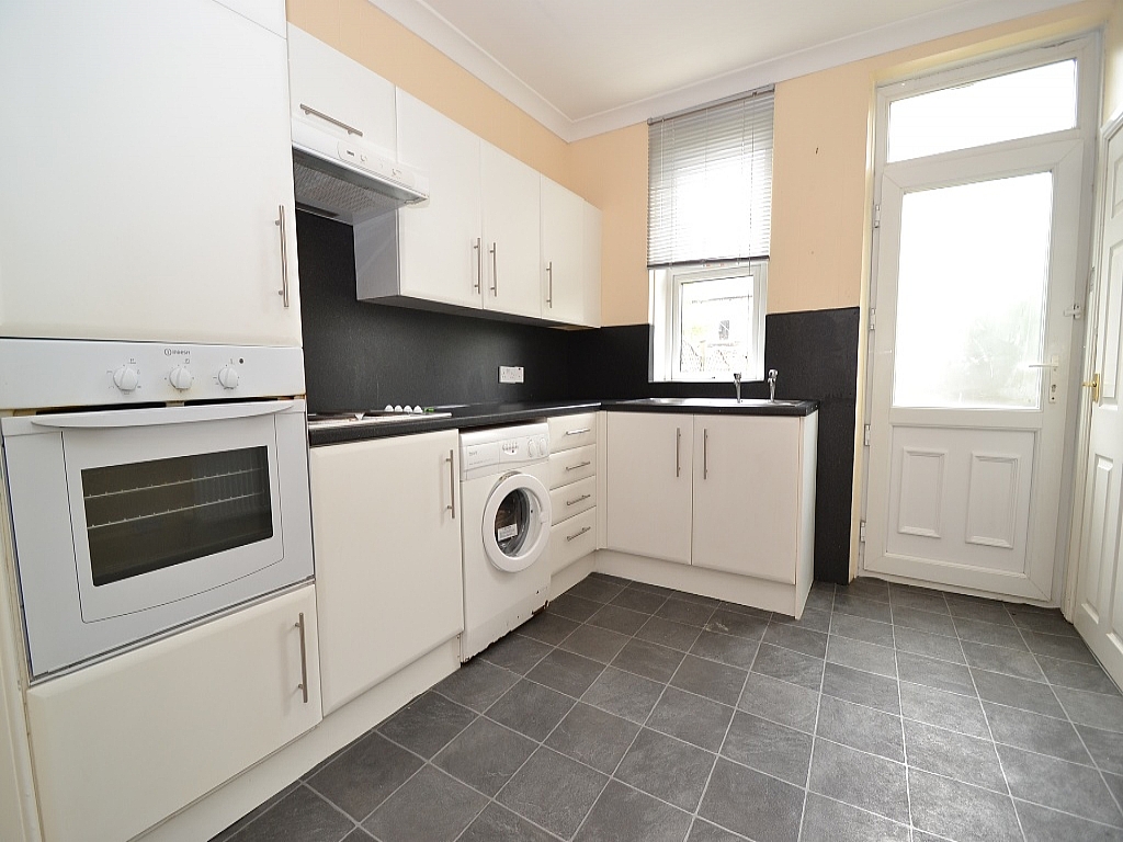 2 Bed Mid Terraced House To Rent - 0