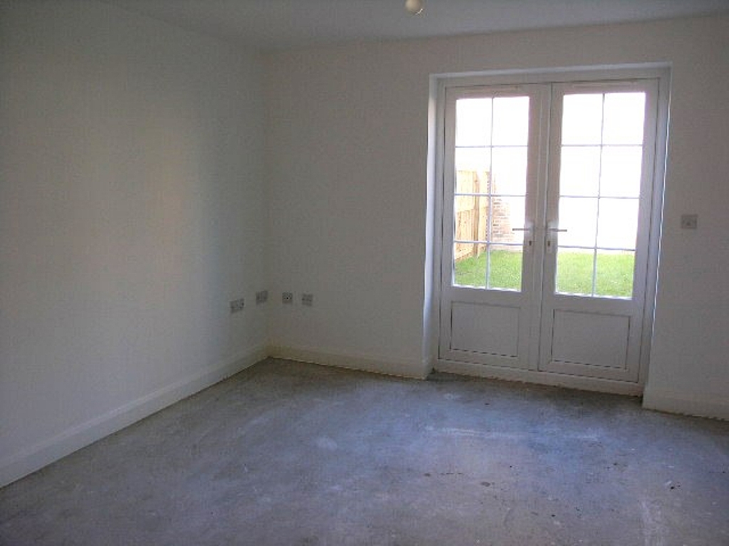 2 Bed House To Rent - 0