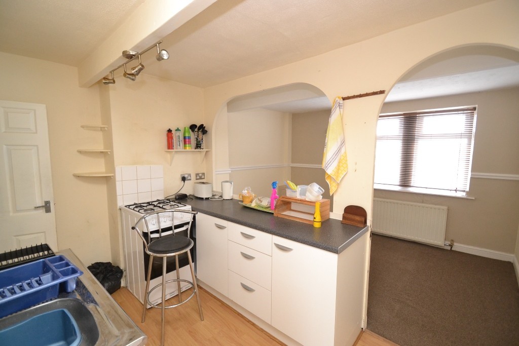 2 Bed Cottage House To Rent - 2