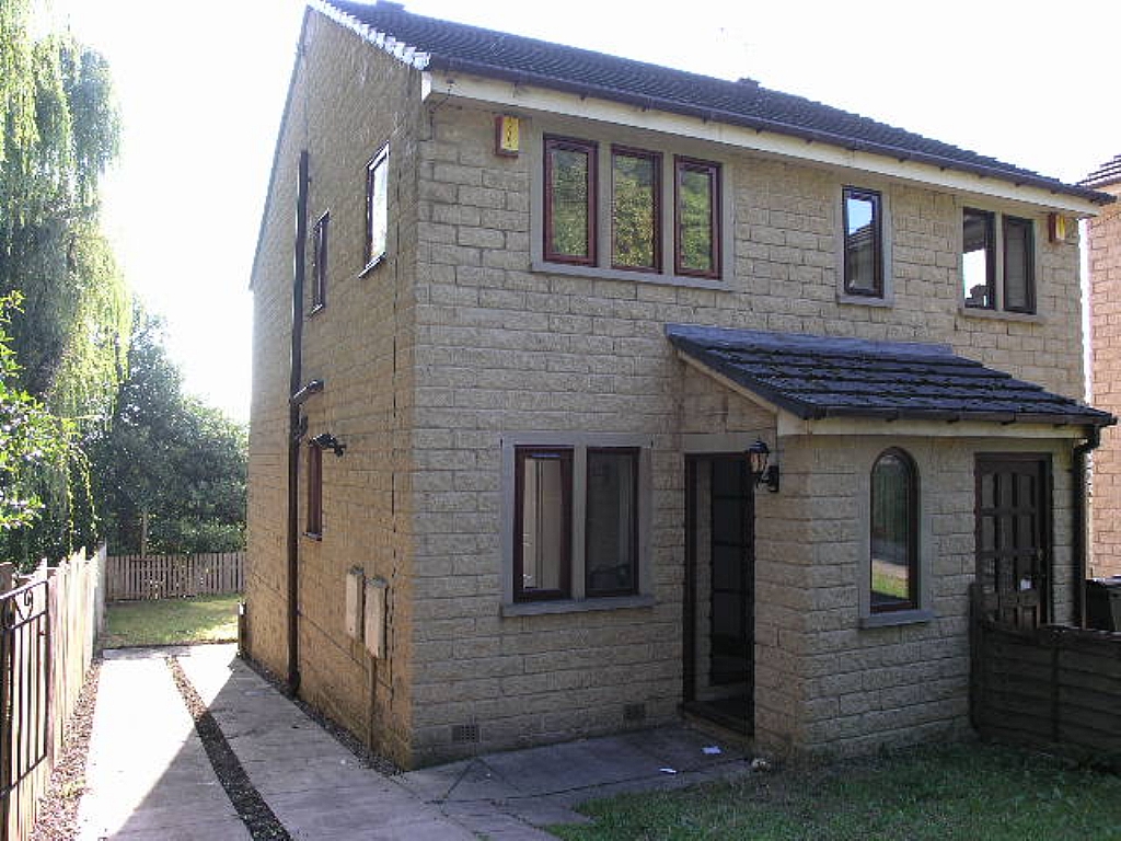 2 Bed Semi-detached House To Rent - 0