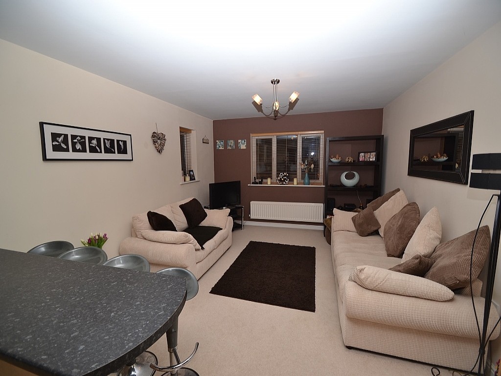 2 Bed Flat Flat/apartment To Rent - 0