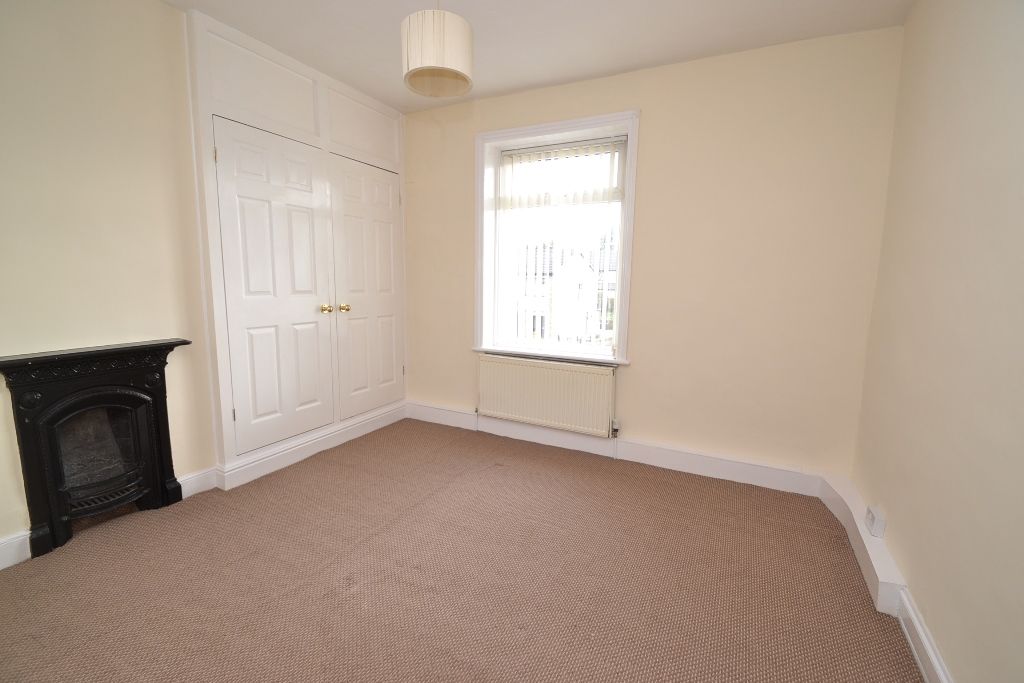 2 Bed Mid Terraced House For Sale - Photograph 6