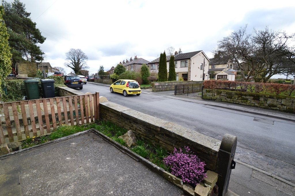 2 Bed Mid Terraced House For Sale - Photograph 10
