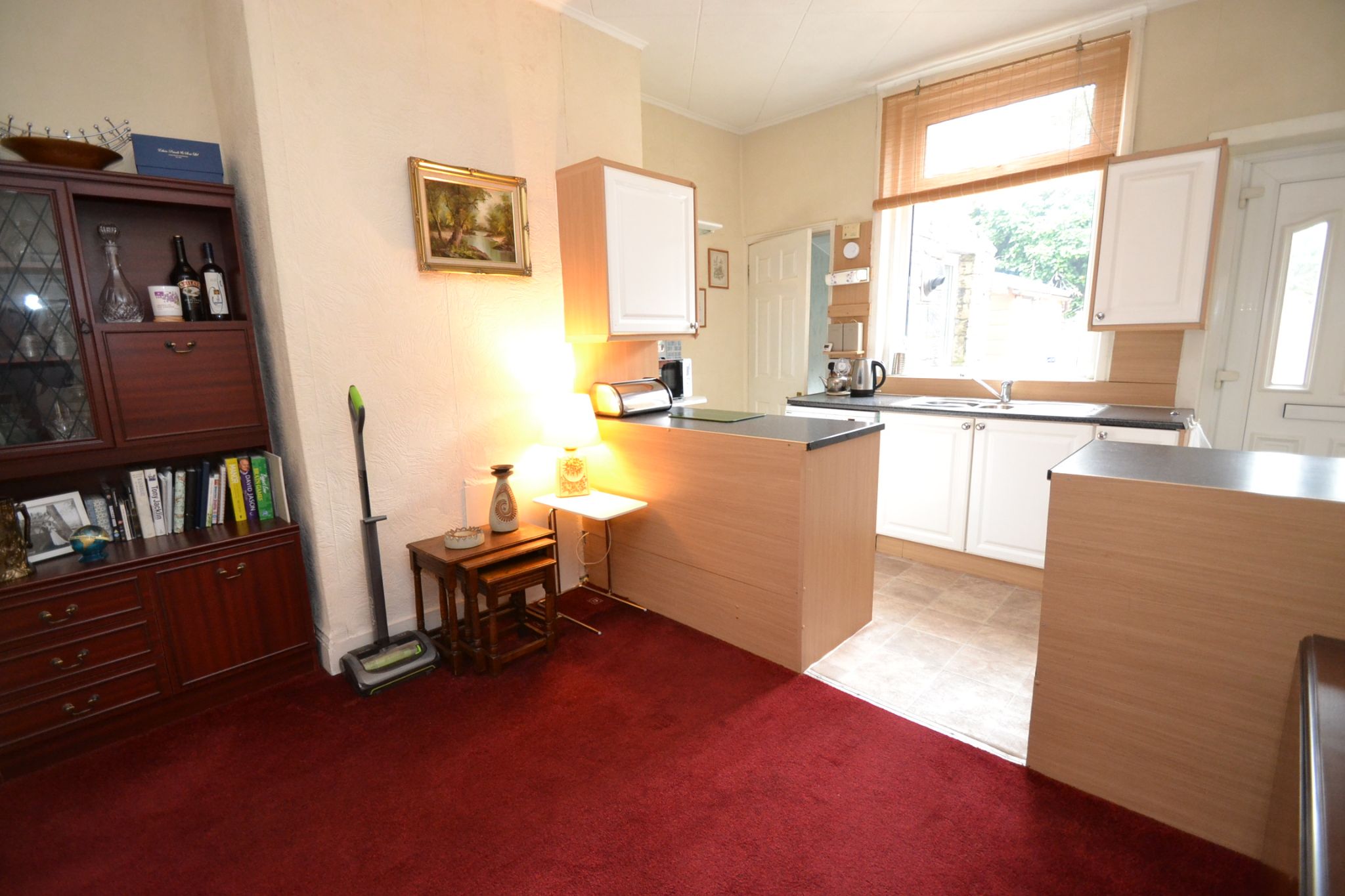 3 Bed Mid Terraced House For Sale - Photograph 4
