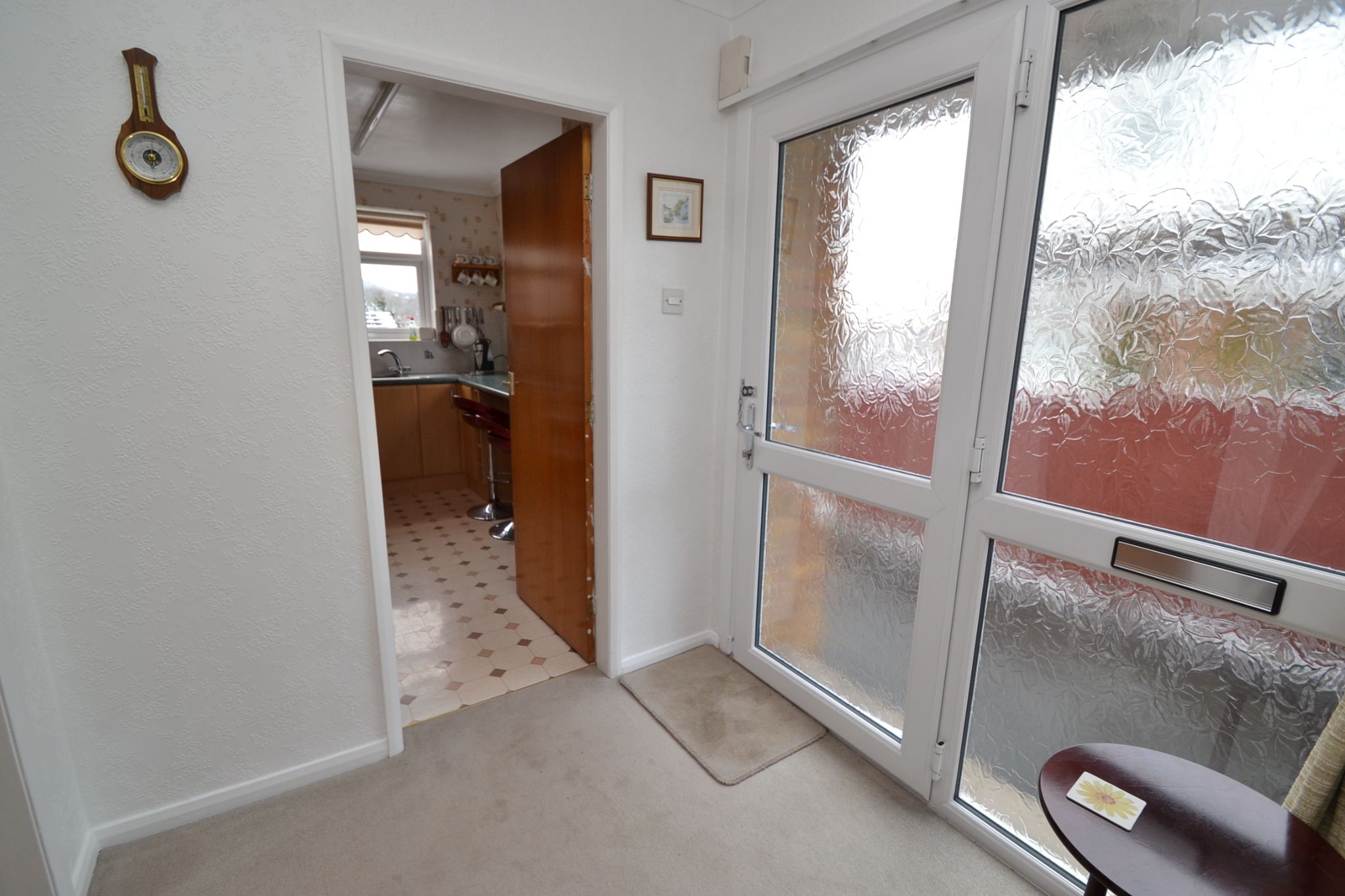 2 Bed Semi-detached House For Sale - Photograph 4