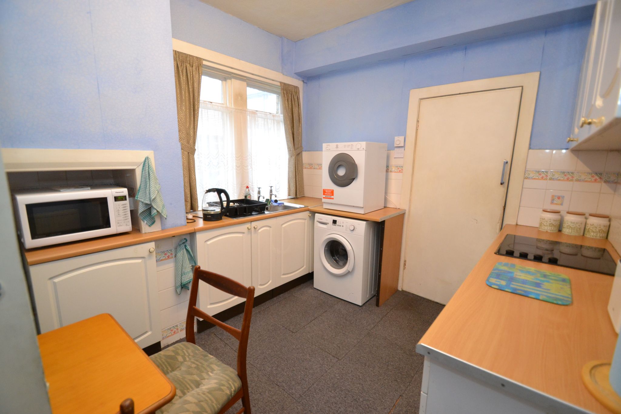 1 Bed Ground Floor Flat/apartment For Sale - Photograph 4