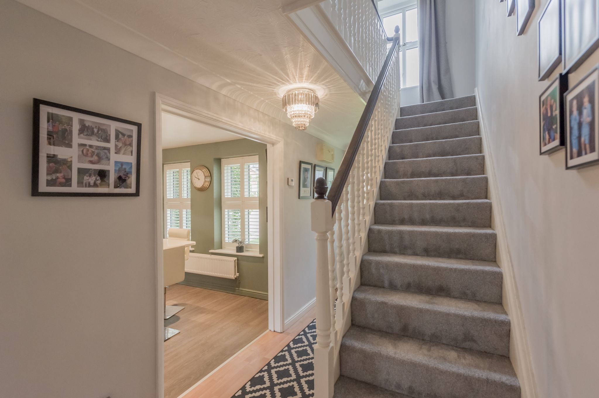 4 Bed Detached House For Sale - Photograph 2