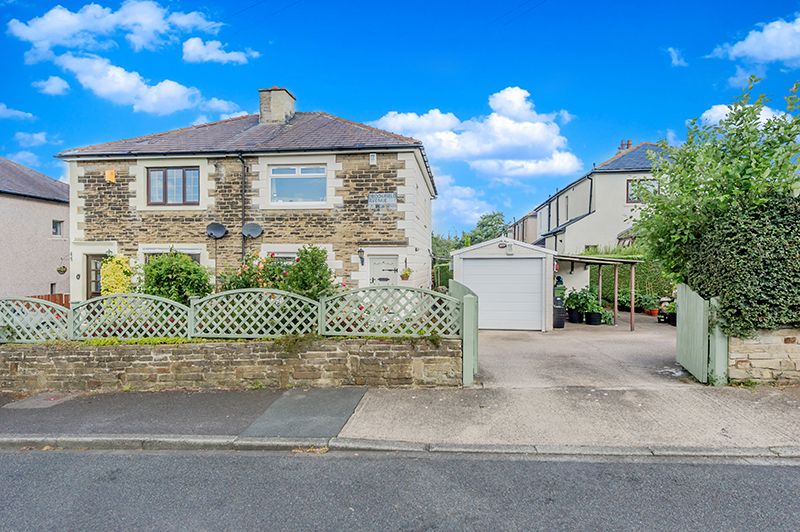 2 Bed Semi-detached House For Sale - Photograph 1