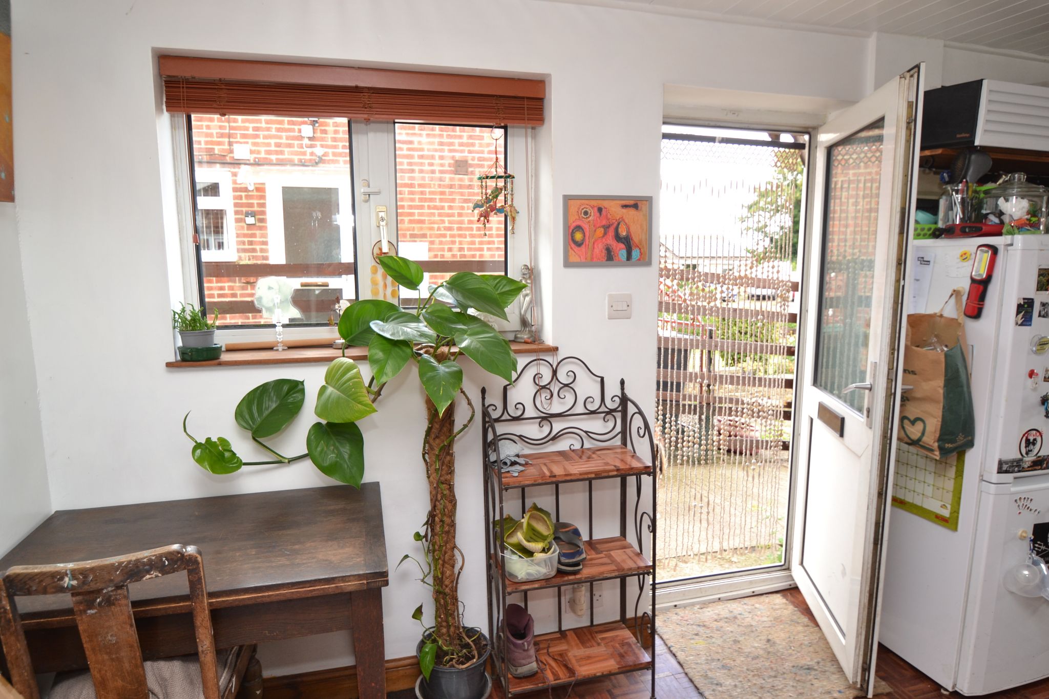 2 Bed Semi-detached Bungalow For Sale - Photograph 4