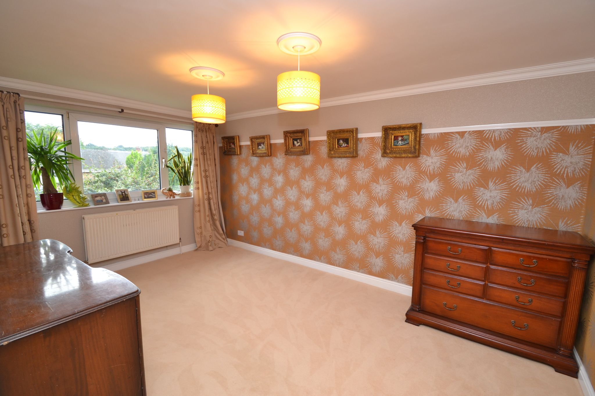 2 Bed Semi-detached Bungalow For Sale - Photograph 2