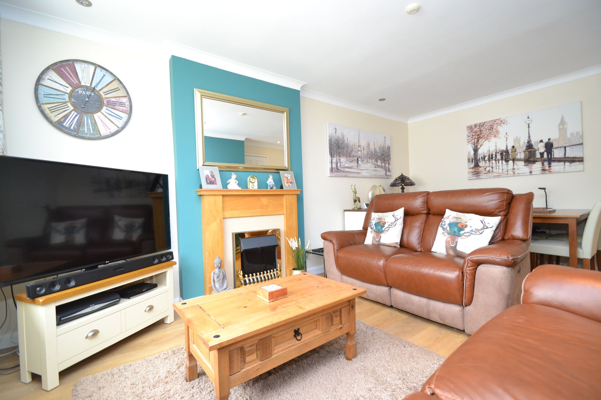 2 Bed Semi-detached Bungalow For Sale - Photograph 2