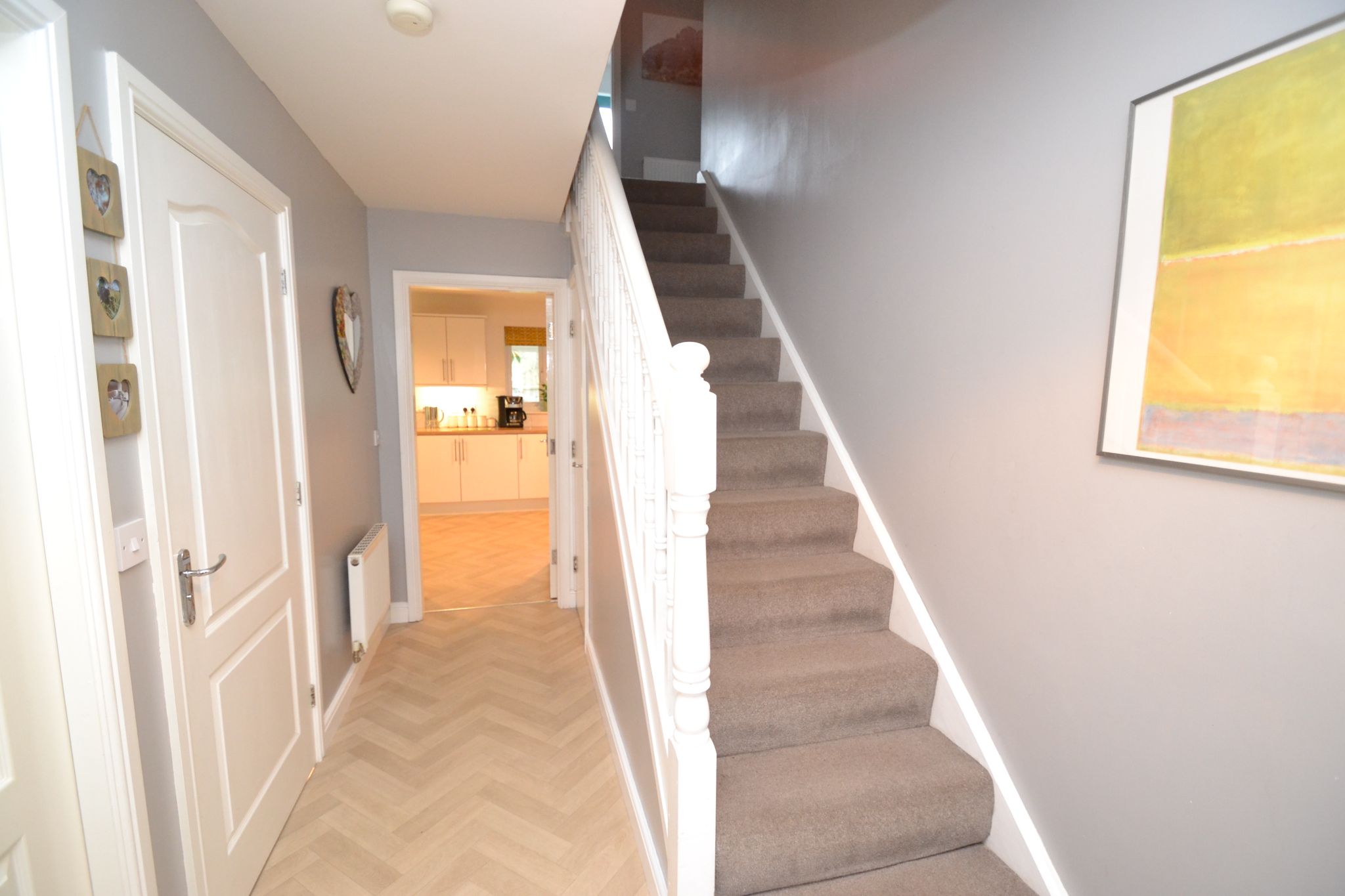 5 Bed Detached House For Sale - Photograph 4