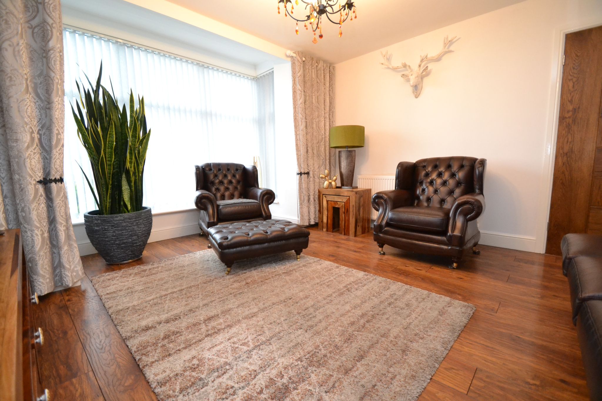 4 Bed Detached Bungalow For Sale - Photograph 3