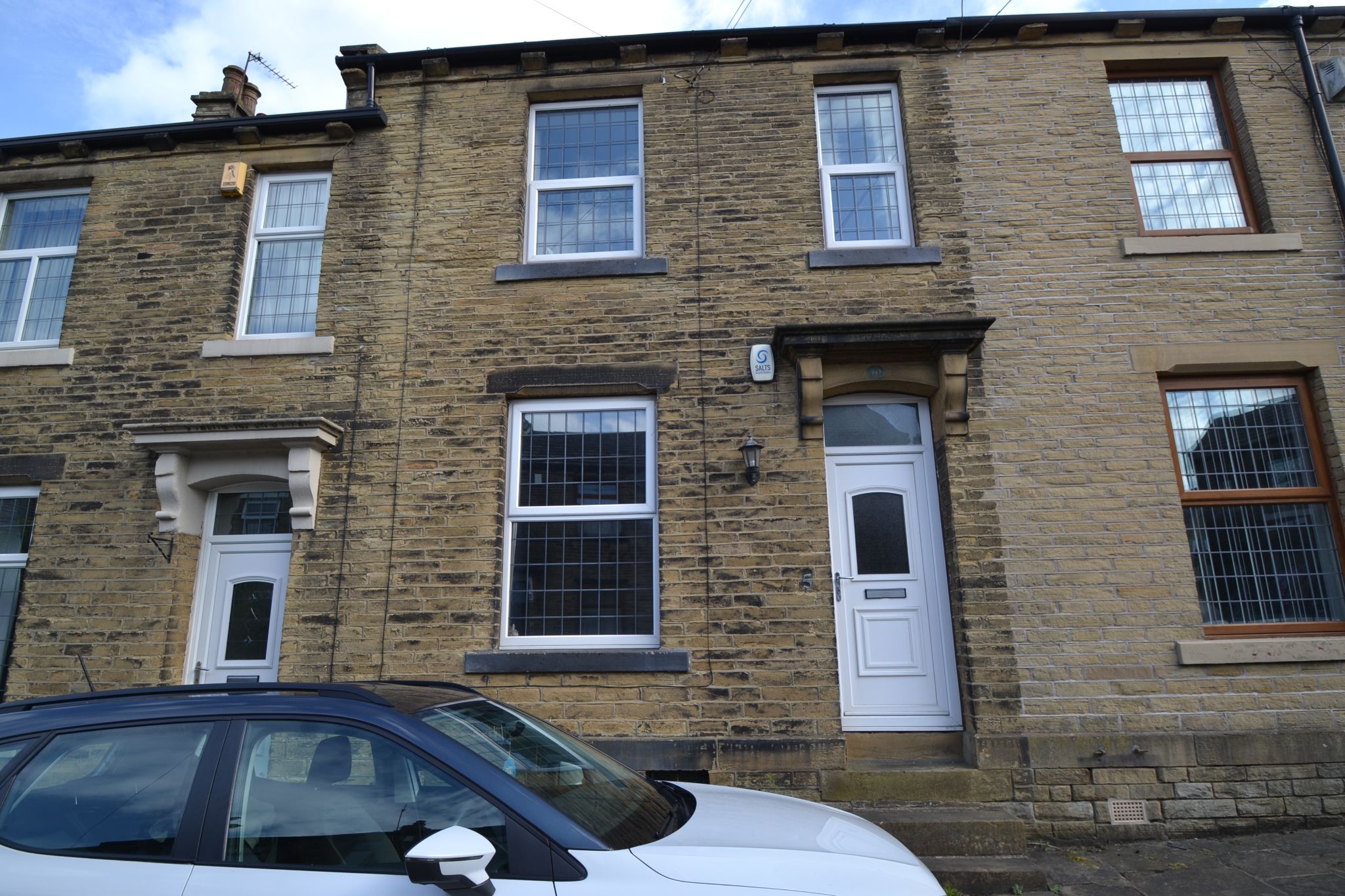 3 Bed Mid Terraced House For Sale - Photograph 1