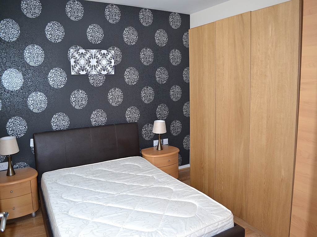 1 Bed Apartment Flat/apartment To Rent - 0