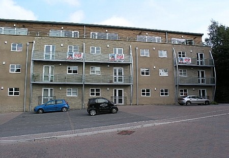 1 Bed Apartment Flat/apartment To Rent - 0