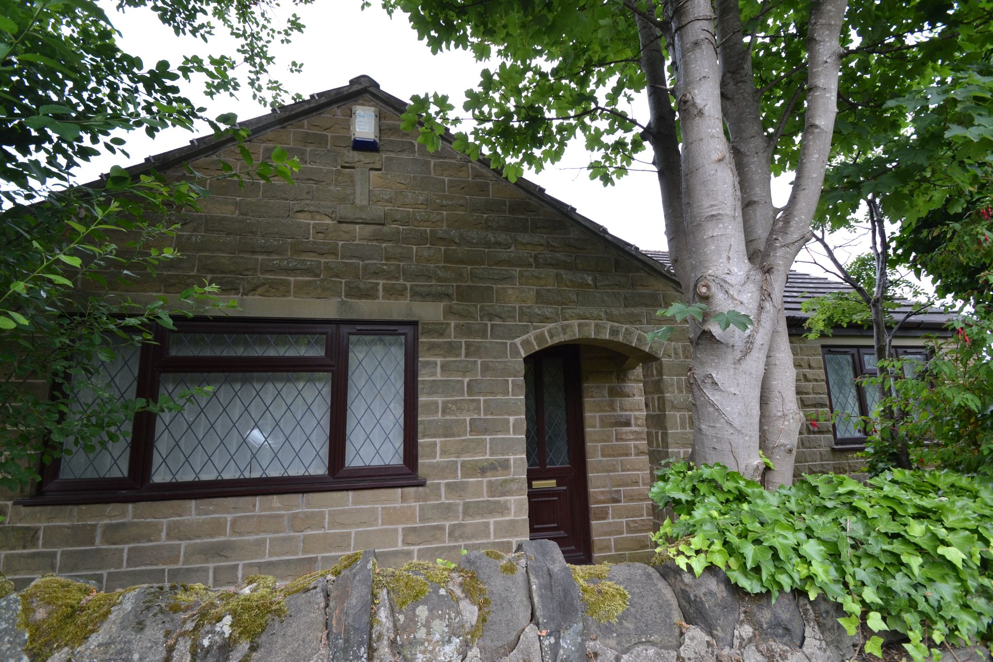 3 Bed Detached Bungalow For Sale - Photograph 1