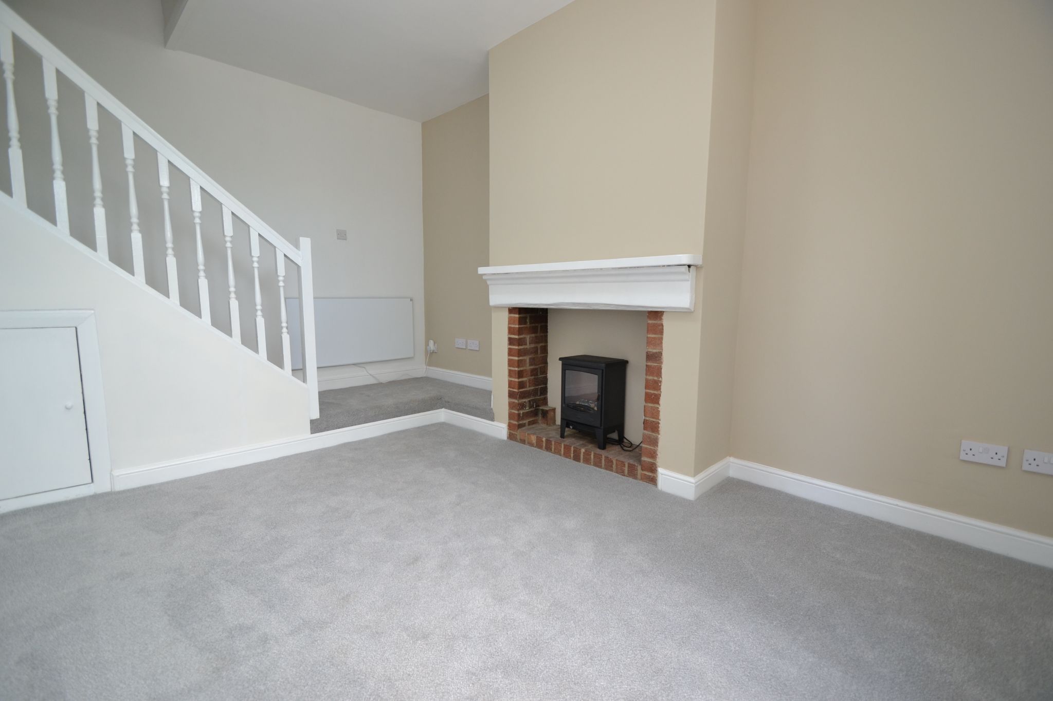 2 Bed Mid Terraced House For Sale - Photograph 3