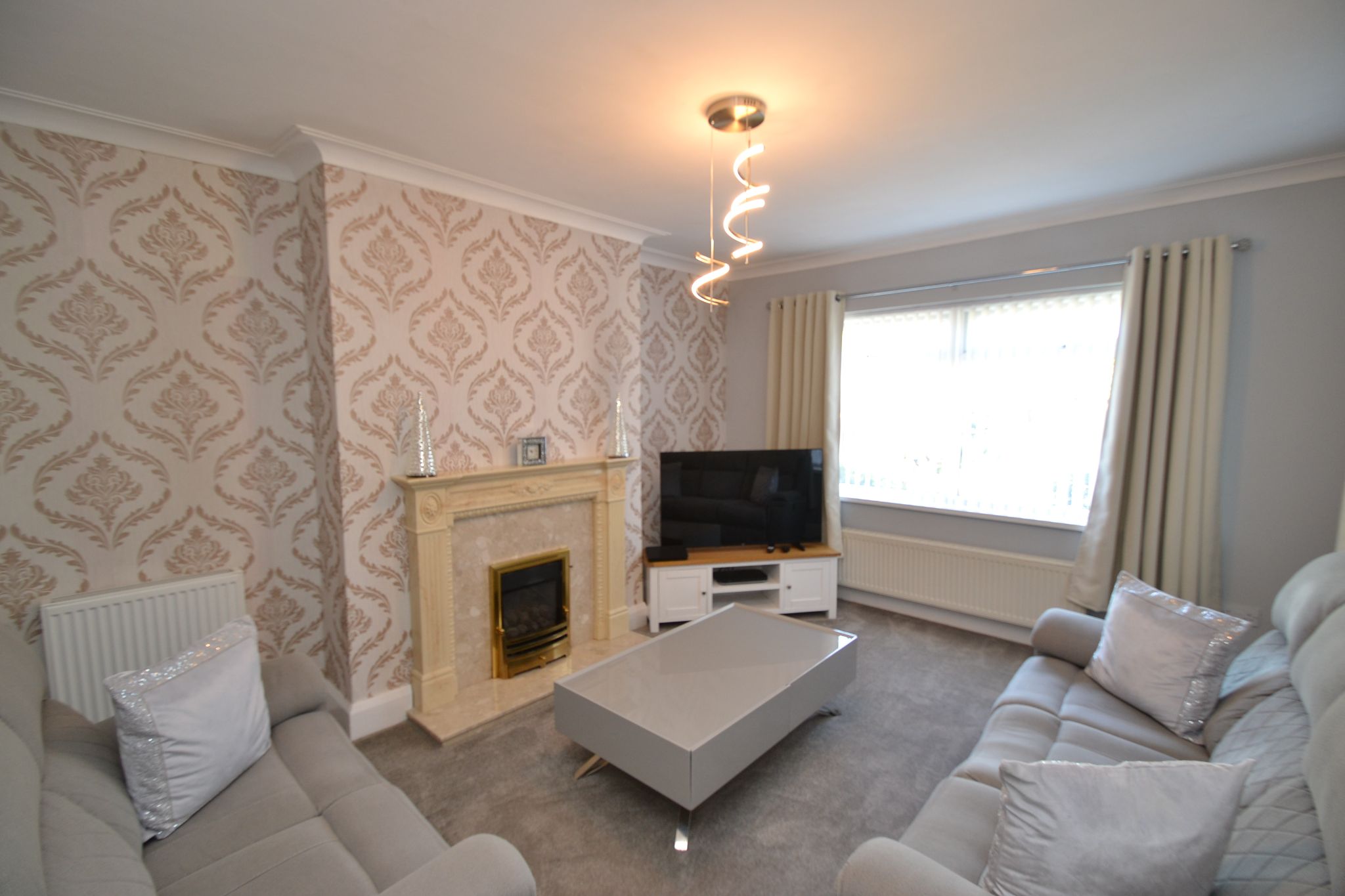 3 Bed Detached Bungalow For Sale - Photograph 3