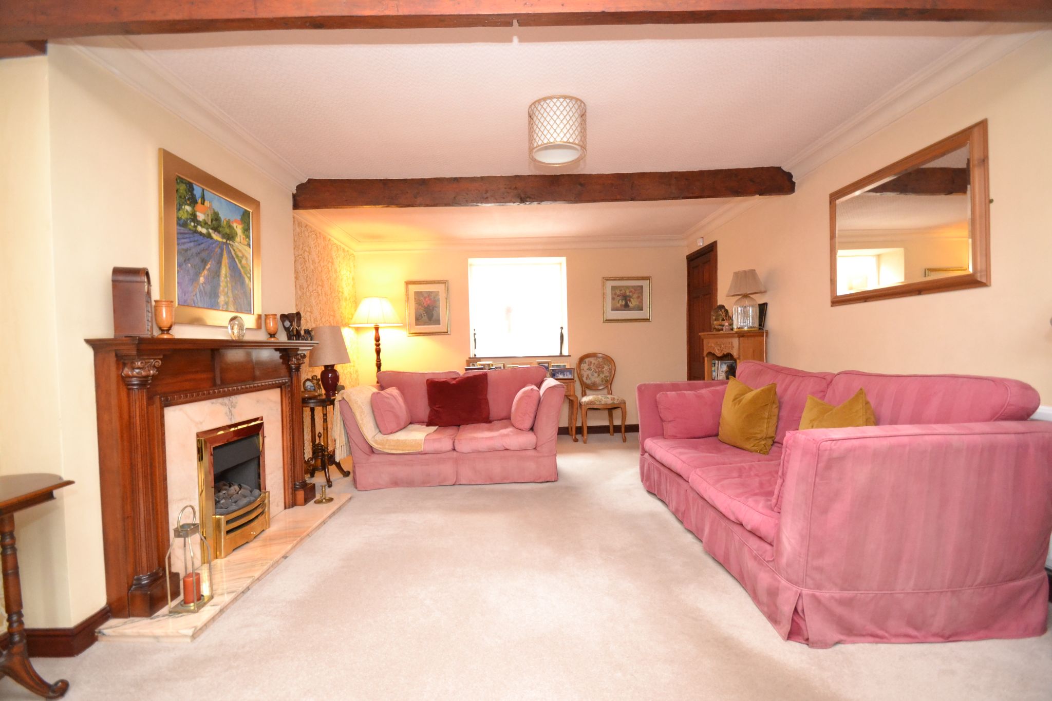 3 Bed Cottage House For Sale - Photograph 1