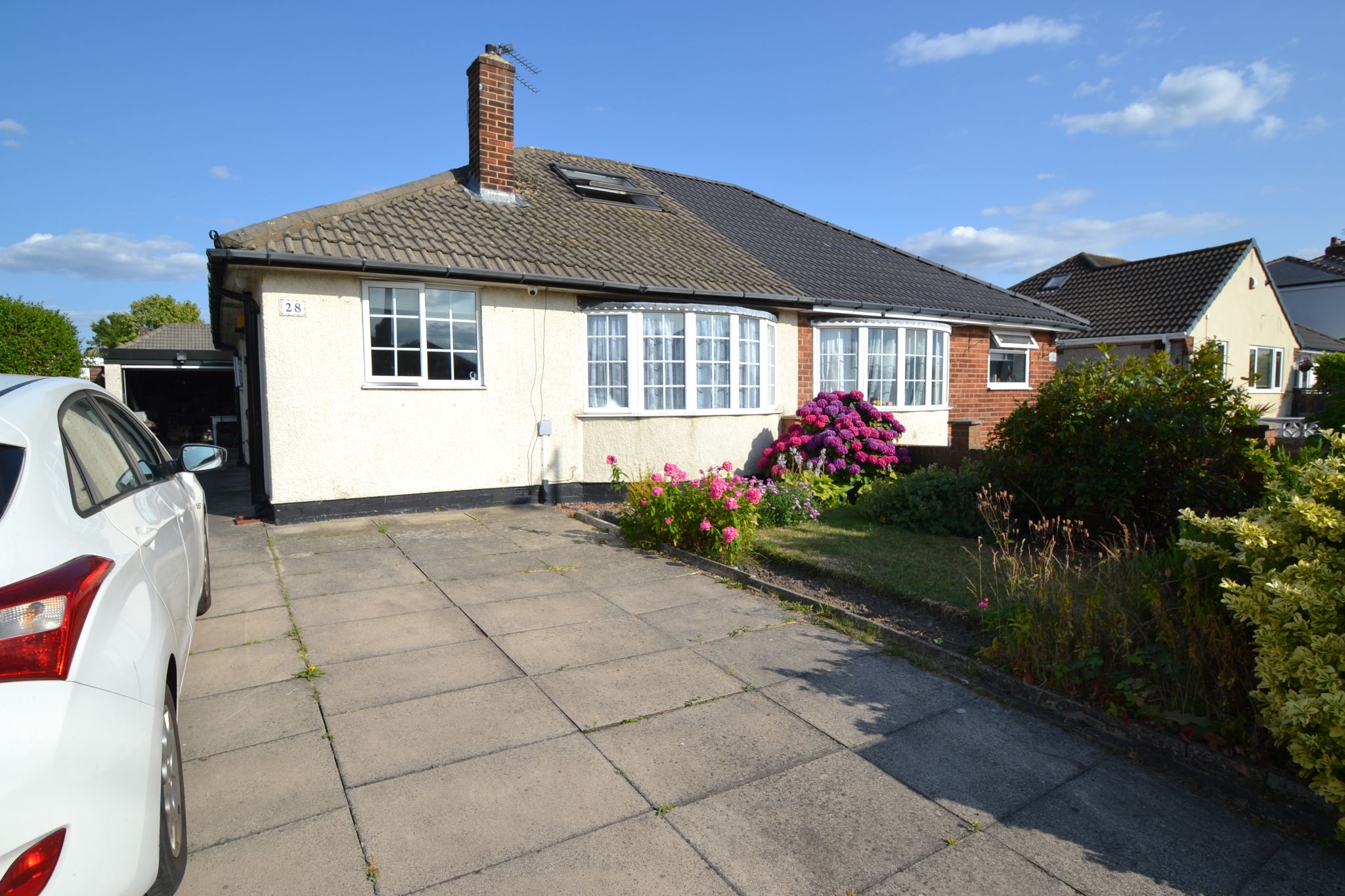 2 Bed Semi-detached Bungalow For Sale - Photograph 1
